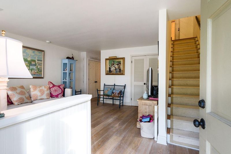 728 Inlet Dr, Mount Pleasant, SC 29464
