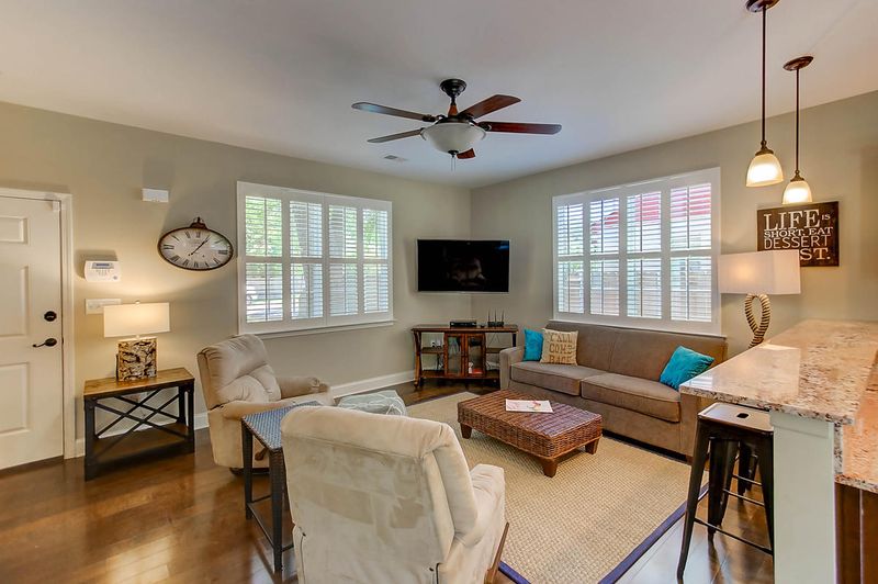 173 Plymouth Ave, Charleston, SC 29412