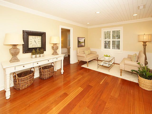 611 Mccants Dr, Mount Pleasant, SC 29464
