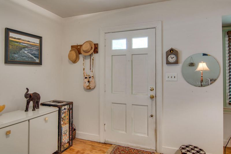 3837 Chestnut St, North Charleston, SC 29405