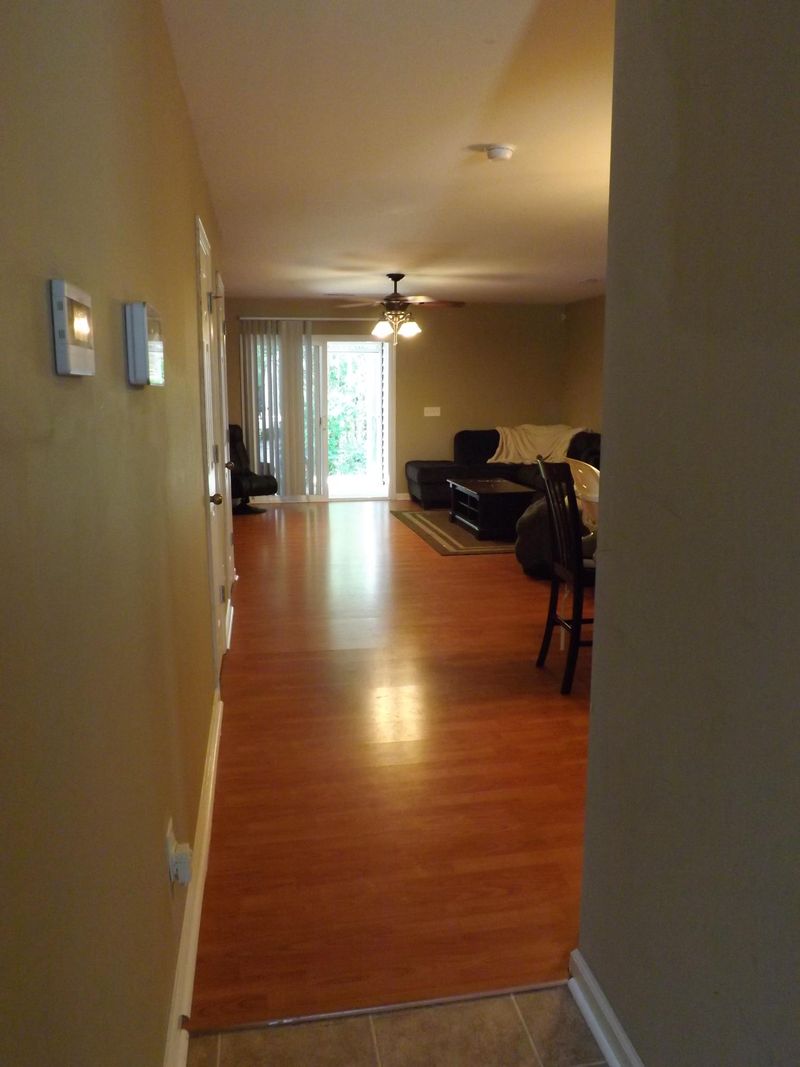 8873 Jenny Lind St, North Charleston, SC 29406