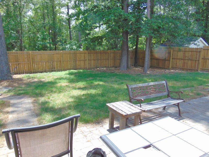 329 Jamestown Dr, Summerville, SC 29486