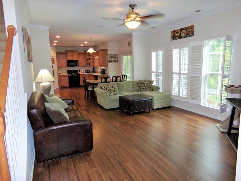 555 Chaff Ln, Moncks Corner, SC 29461