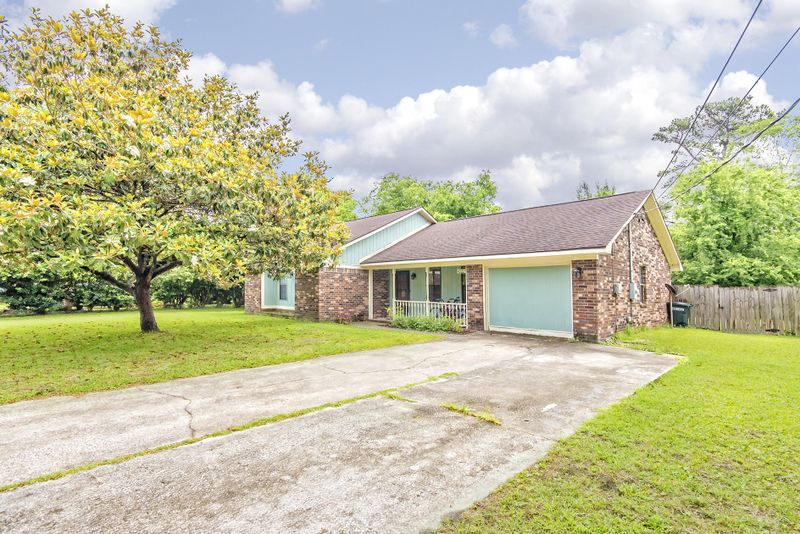 1022 Arborwood Dr, Charleston, SC 29412