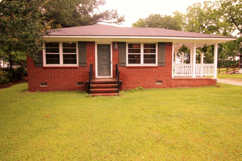 246 W Main St, Harleyville, SC 29448