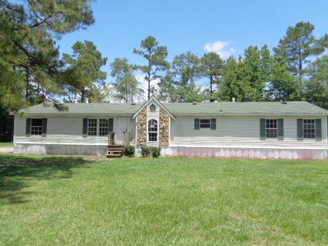 211 Fiddie St, Ladson, SC 29456