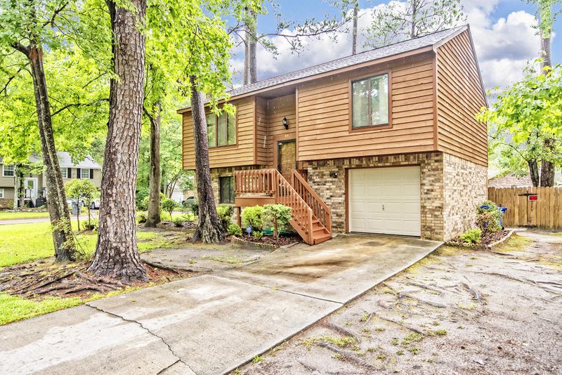 83 Peppertree Ln, Charleston, SC 29420