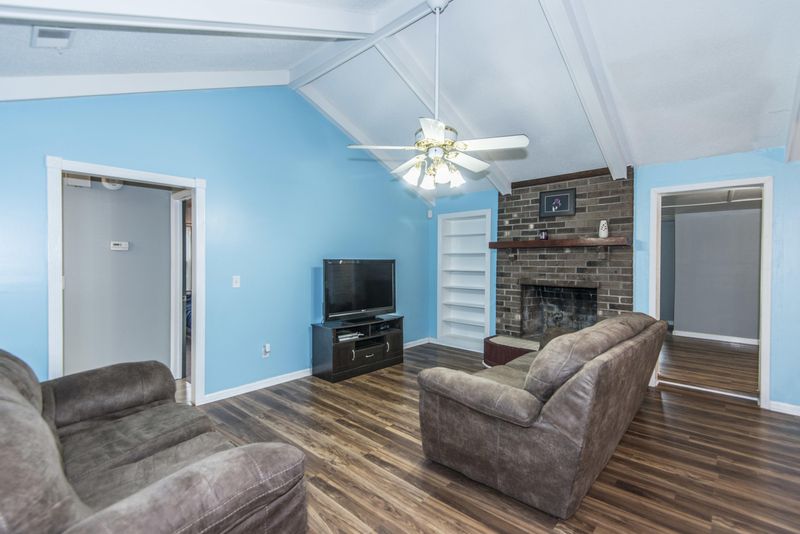 102 Joseph Ct, Summerville, SC 29483