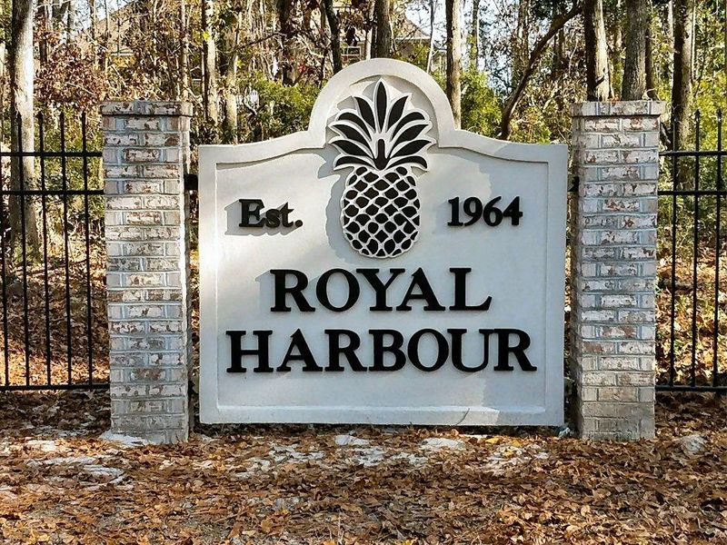 5652 Barbary Coast Rd, Hollywood, SC 29449