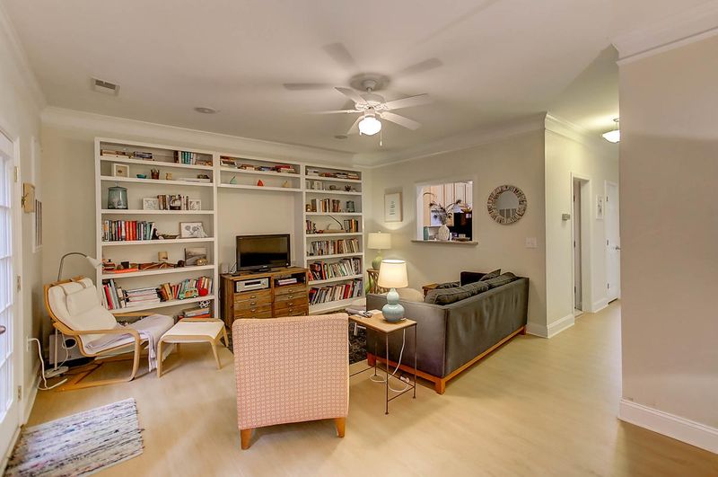 947 E Estates Blvd #947c, Charleston, SC 29414