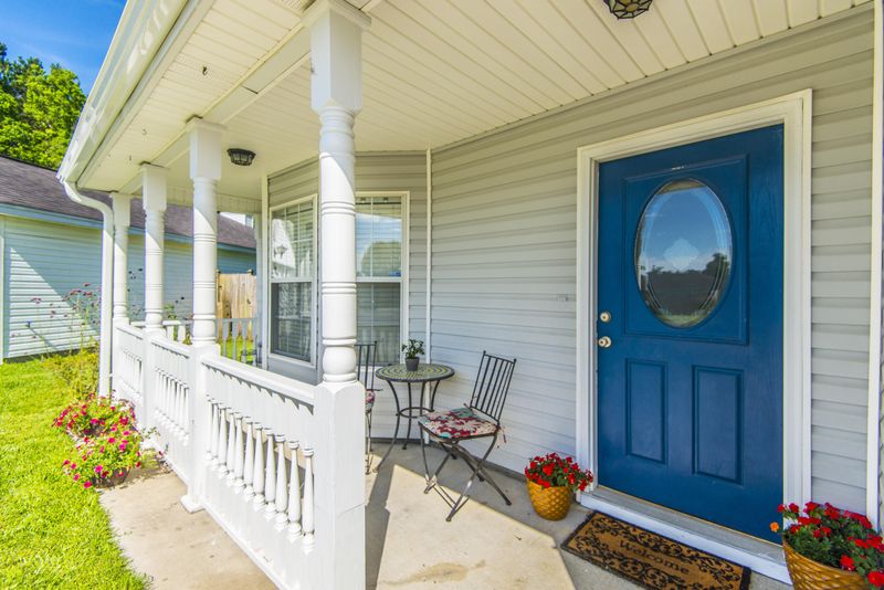 8420 Sinclair Cir, North Charleston, SC 29406