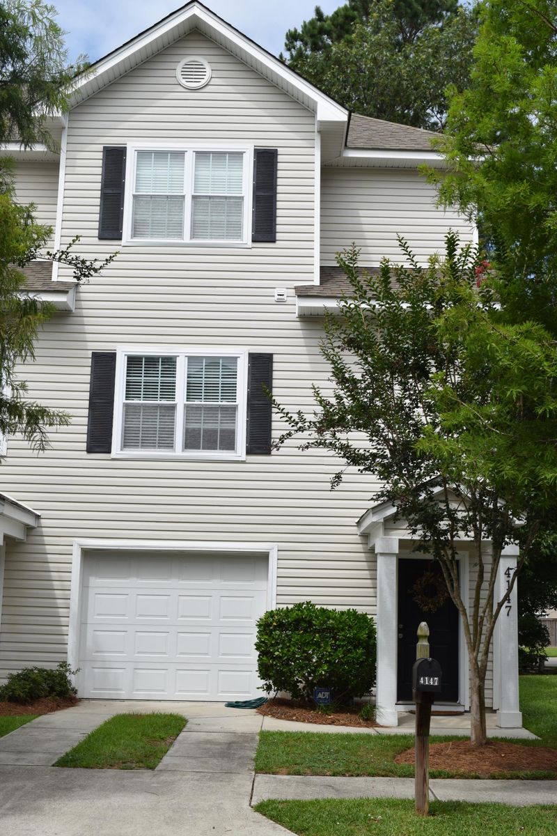 4147 Perrine St, Charleston, SC 29414