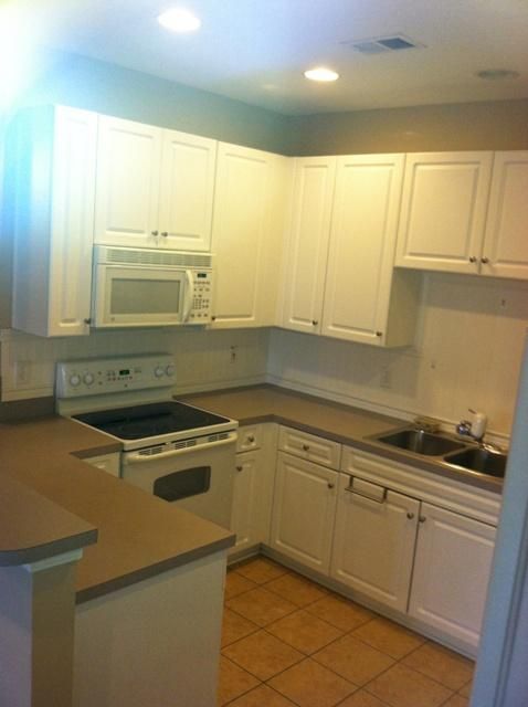 4147 Perrine St, Charleston, SC 29414
