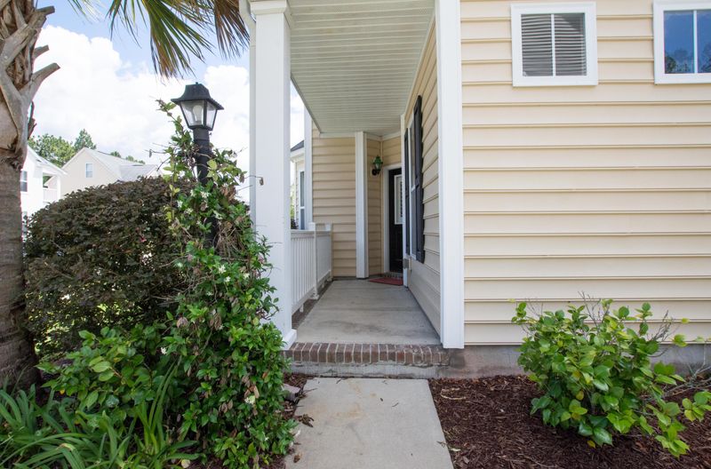 547 Delafield Dr, Summerville, SC 29483