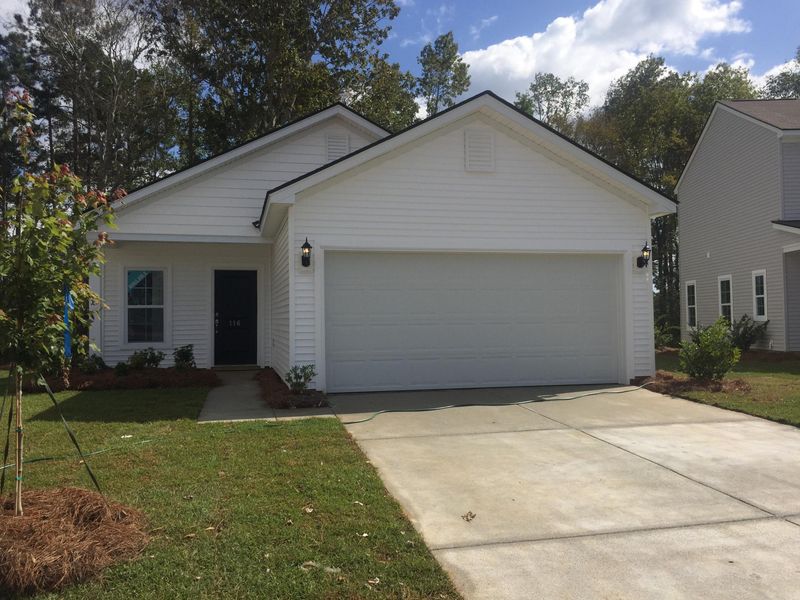 116 Chaste Tree Cir, Goose Creek, SC 29445