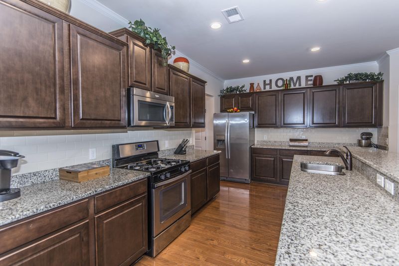 282 Decatur Dr, Summerville, SC 29486
