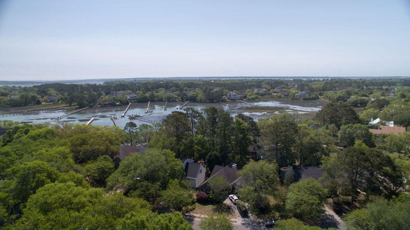 1492 Harborsun Dr, Charleston, SC 29412