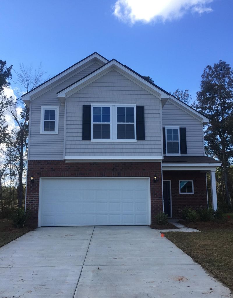 140 Chaste Tree Dr, Goose Creek, SC 29445