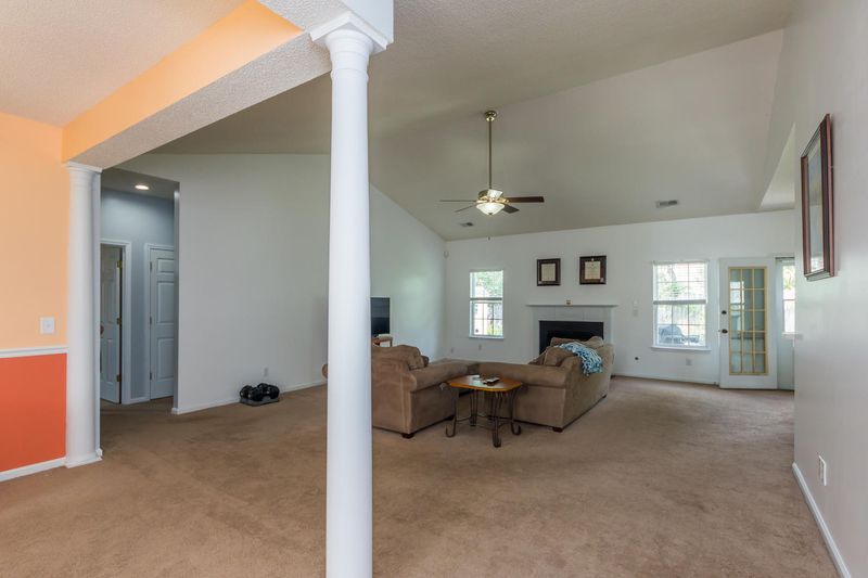 165 Red Cypress Dr, Goose Creek, SC 29445