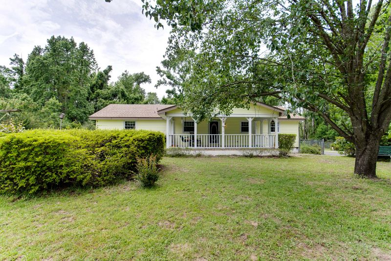 1064 Brownswood Rd, Johns Island, SC 29455