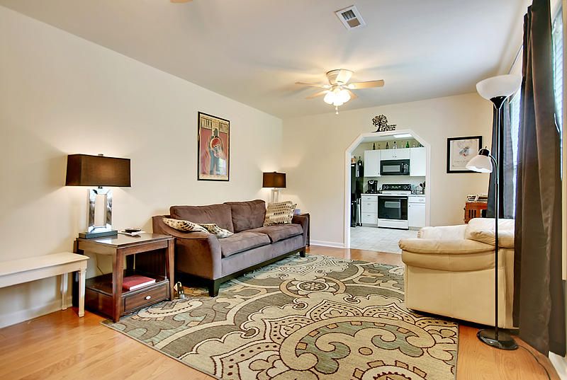 437 Madeline Dr, Goose Creek, SC 29445