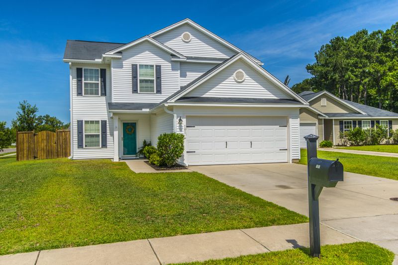 101 Palustrine Ct, Goose Creek, SC 29445