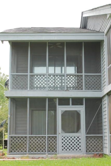 1204 Tailrace Dr, Moncks Corner, SC 29461