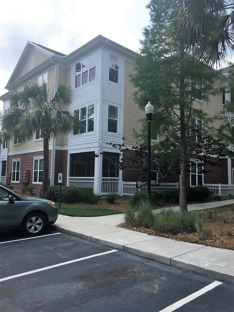 300 Bucksley Ln #206, Daniel Island, SC 29492