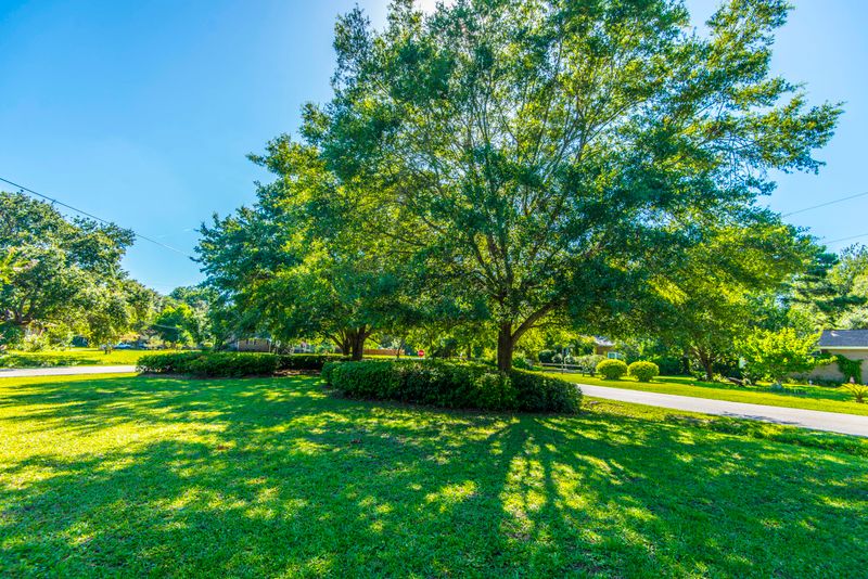 745 Clipper St, Charleston, SC 29412
