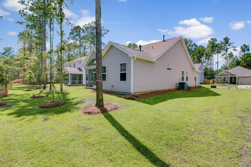 611 Kilarney Rd, Summerville, SC 29483