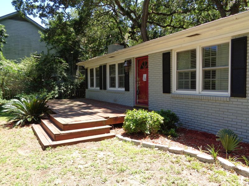 21 24th Ave, Isle Of Palms, SC 29451