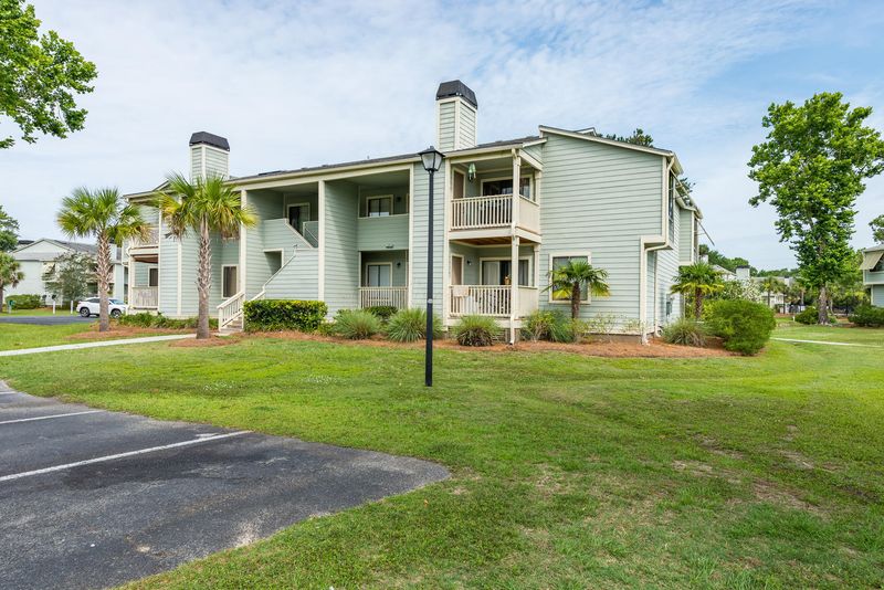 1481 Center Street Ext #301, Mount Pleasant, SC 29464