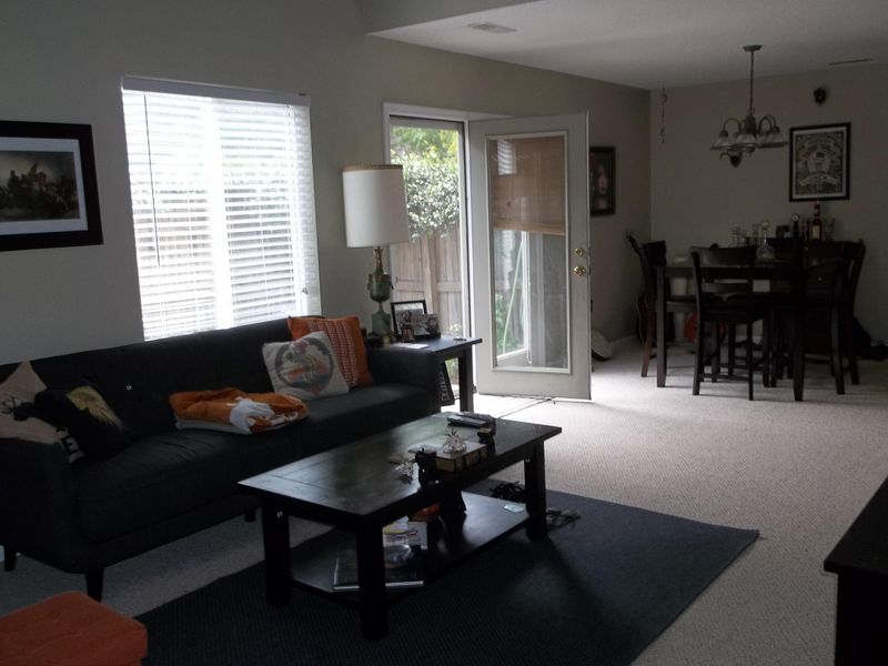 29 Maplecrest Dr, Charleston, SC 29412
