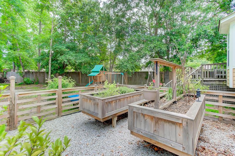 631 Stoneboro Ct, Charleston, SC 29412