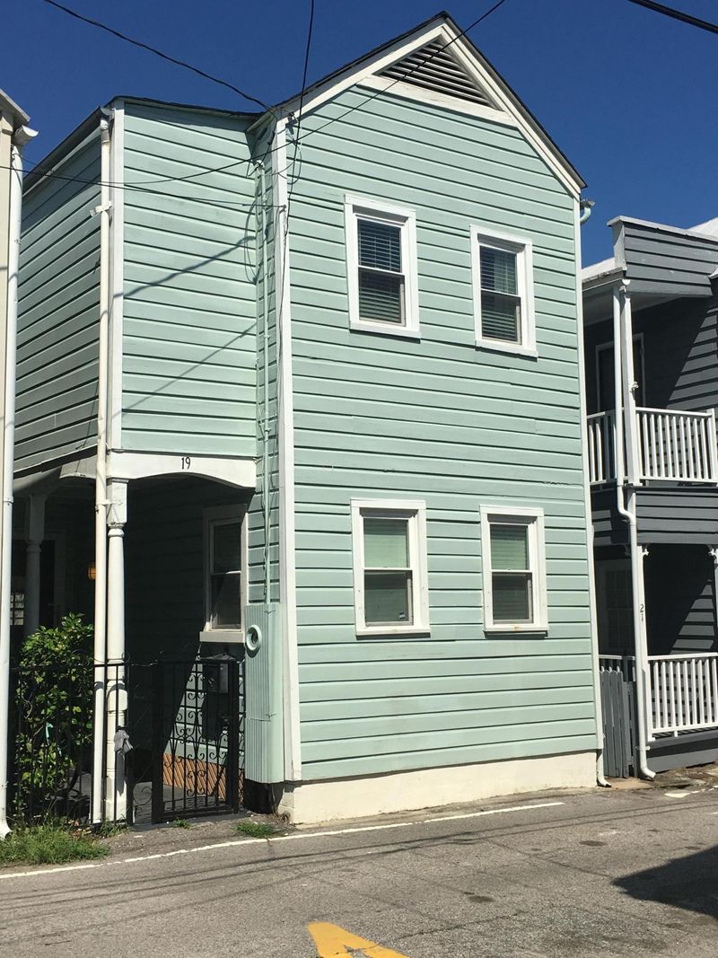 19 Rose Ln, Charleston, SC 29403
