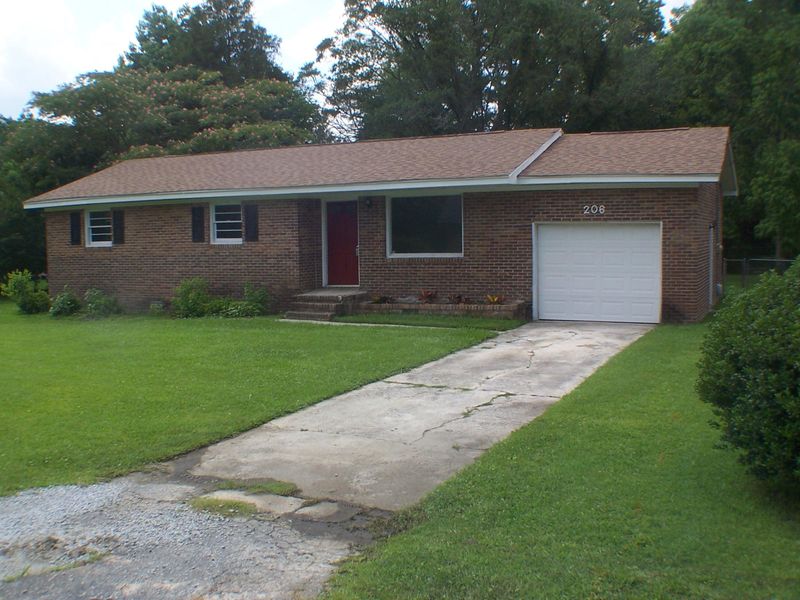 206 Frances St, Goose Creek, SC 29445
