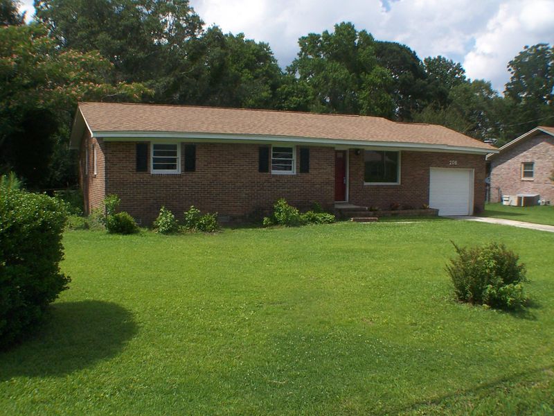 206 Frances St, Goose Creek, SC 29445