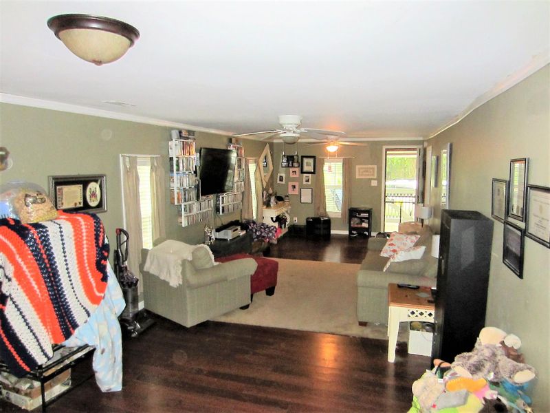 210 Thomas Kate Rd, Dorchester, SC 29437