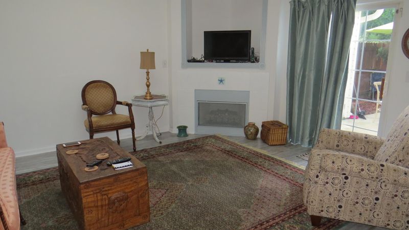 1253 Apex Ln, Charleston, SC 29412