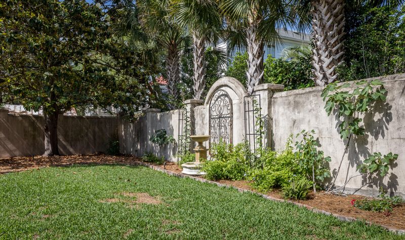 174 Tradd St #C, Charleston, SC 29401