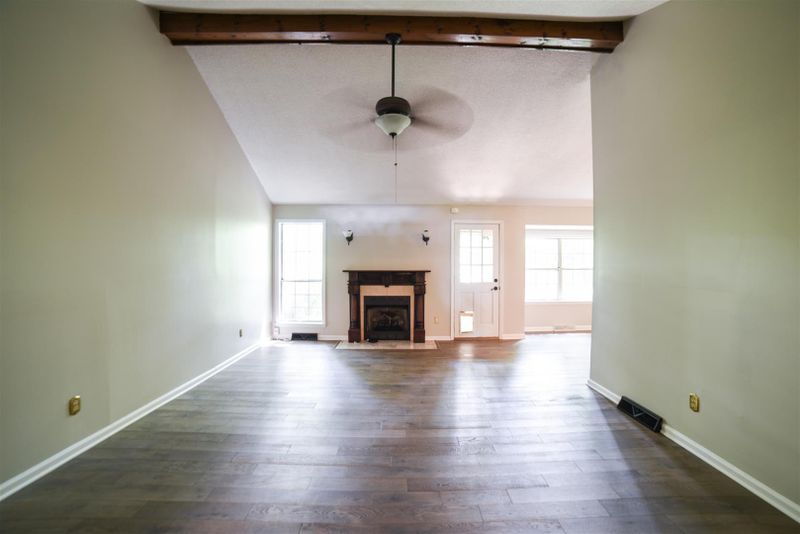 1074 Blue Marlin Dr, Charleston, SC 29412