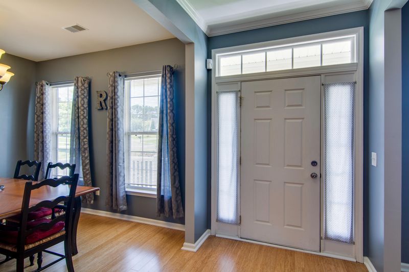 7233 Sweetgrass Blvd, Hanahan, SC 29410