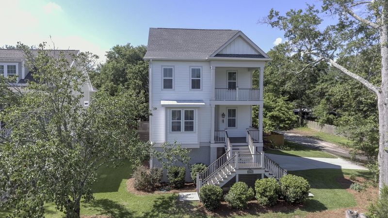 1067 Glenshaw, North Charleston, SC 29405