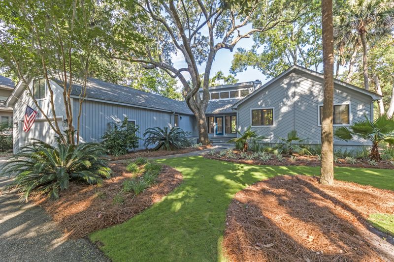 2901 Cap'n Sams Rd, Seabrook Island, SC 29455
