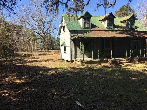 434 Dupre Rd, Mcclellanville, SC 29458