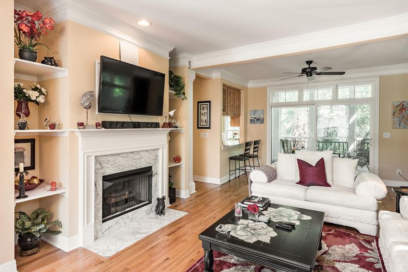1921 Grandview Ct, Mount Pleasant, SC 29464