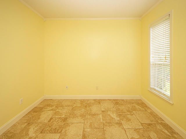 111 Preston Ct, Goose Creek, SC 29445