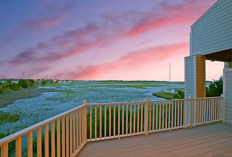 2111 Tides End Rd, Charleston, SC 29412
