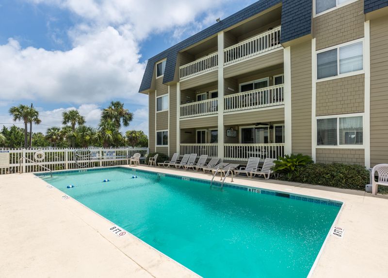 1400 Ocean Blvd #110c, Isle Of Palms, SC 29451