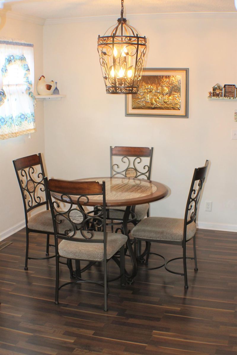 4820 Chesterfield Rd, North Charleston, SC 29405